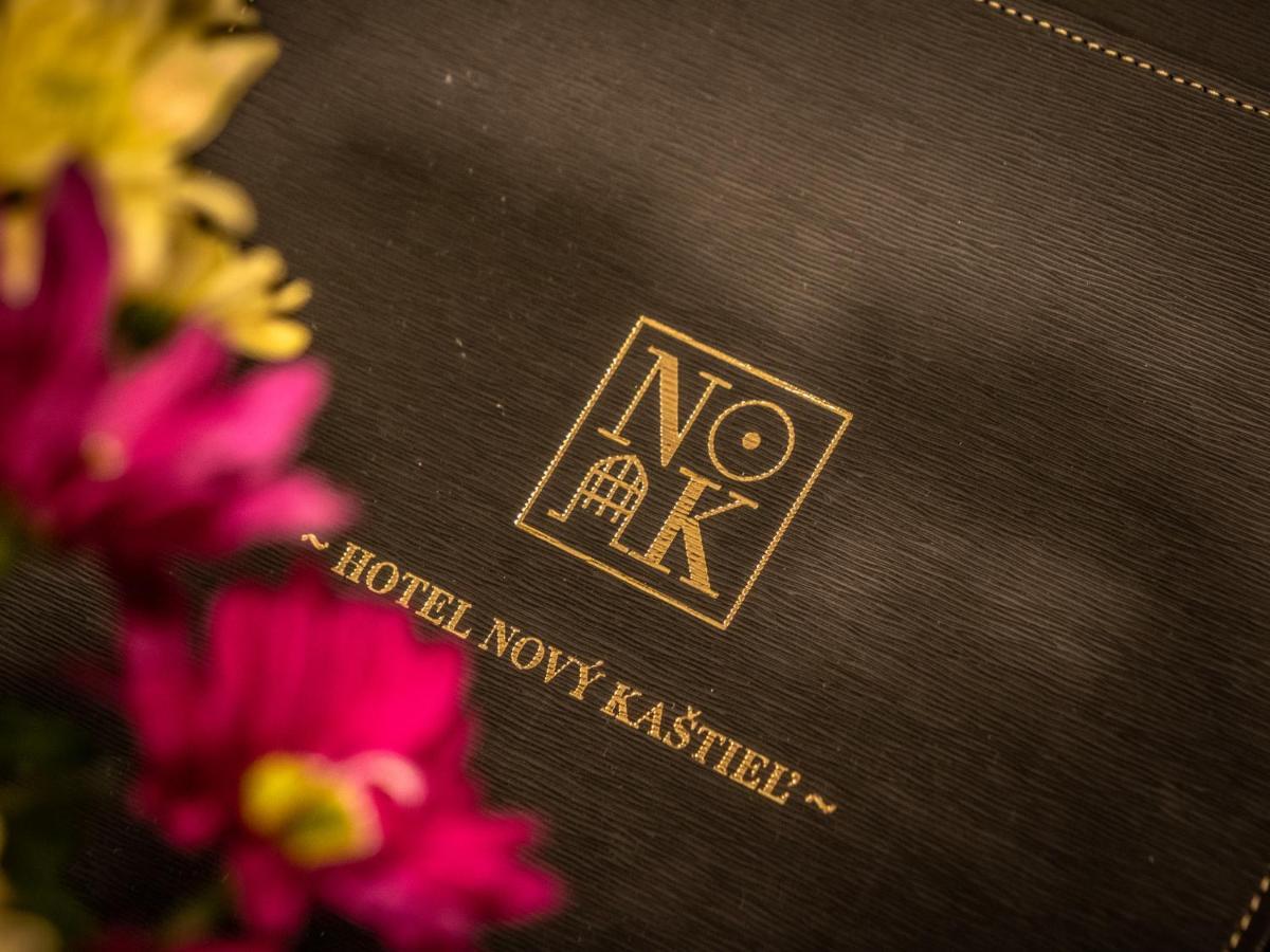 Hotel Novy Kastiel - Self Check-In Topoľčany Екстериор снимка